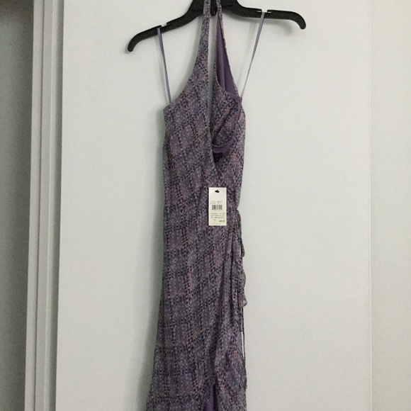 Dress - Picture 1 of 2